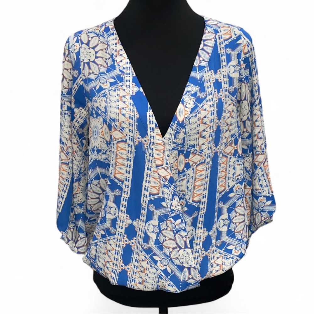 Veronica M Blue and Orange Patterned Fabric